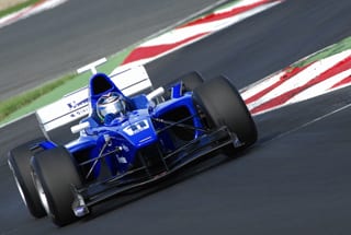 Formel 1 Erlebnis in einem blauen Rennwagen